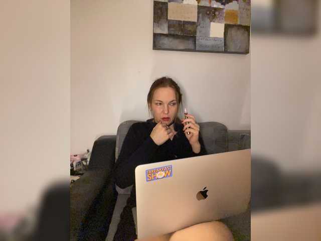 Alisasqrl live cam preview
