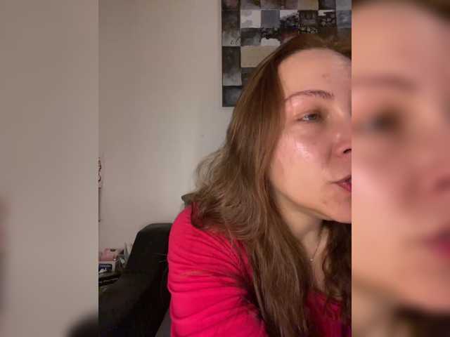 Alisasqrl live cam on BongaCams