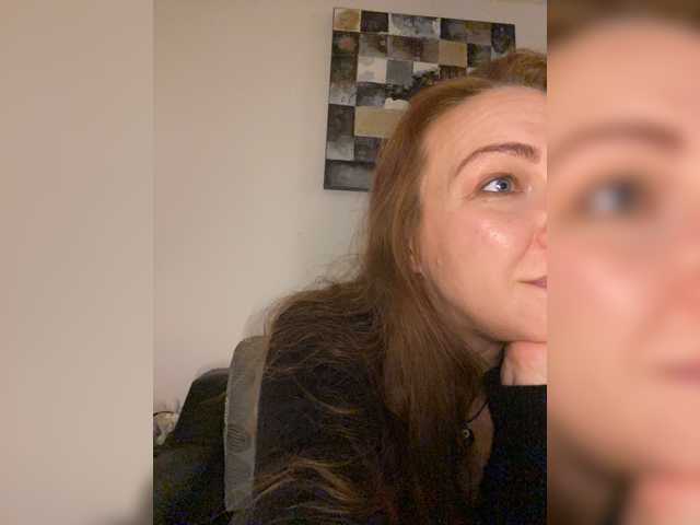 Alisasqrl live cam on BongaCams