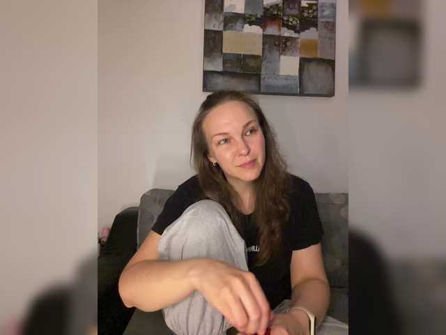 Alisasqrl live cam on BongaCams