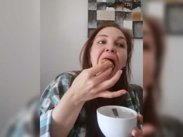 Alisasqrl live cam preview