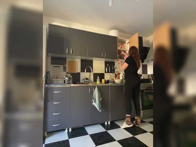 Alisasqrl live cam preview
