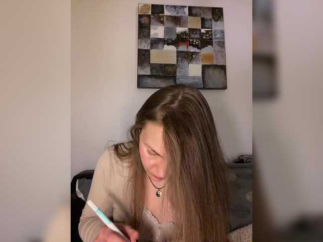 Alisasqrl live cam on BongaCams