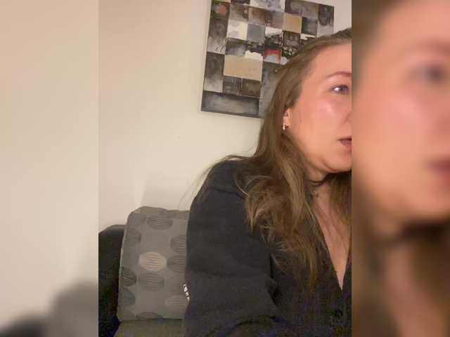 Alisasqrl live cam on BongaCams