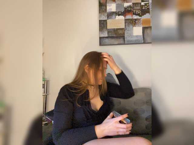 Alisasqrl live cam preview