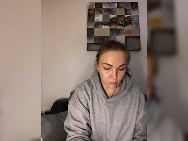 Alisasqrl live cam on BongaCams