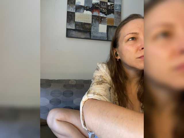 Alisasqrl live webcam show