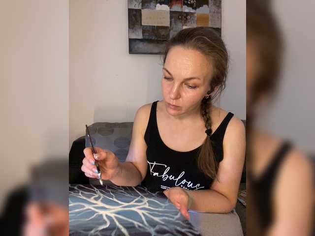 Alisasqrl live webcam show