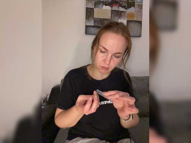 Alisasqrl live cam on BongaCams