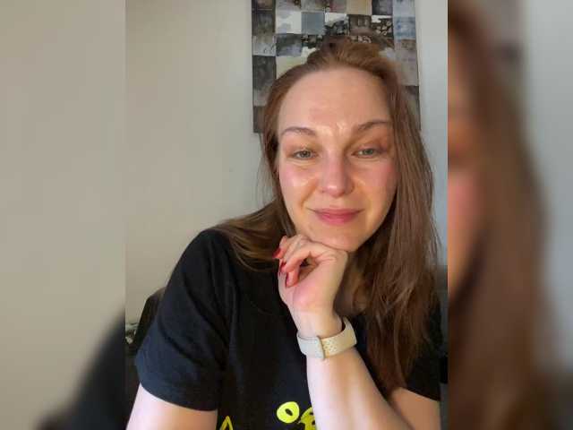 Alisasqrl live cam preview