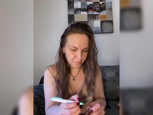 Alisasqrl live cam on BongaCams
