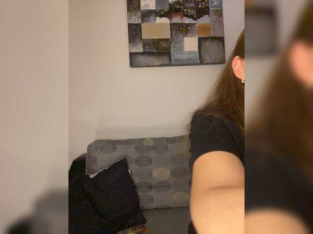 Alisasqrl live cam on BongaCams