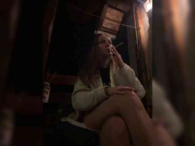 Модель: Alisasqrl