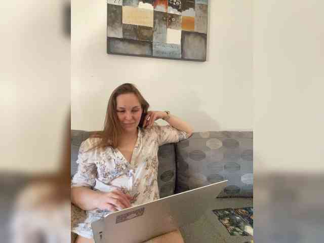 alisasqrl's live room