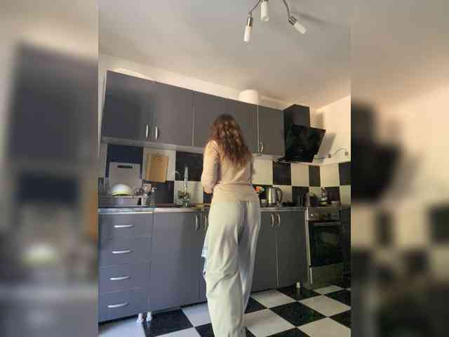 Modelo: Alisasqrl
