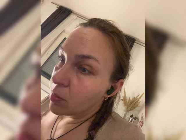 Alisasqrl Live Webcam on BongaCams