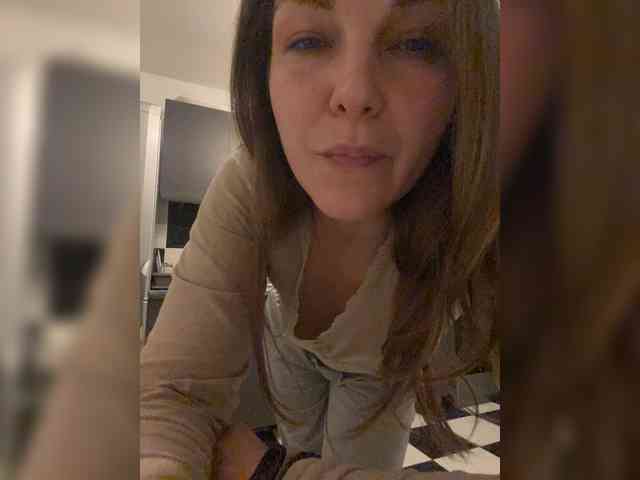 Alisasqrl webcam