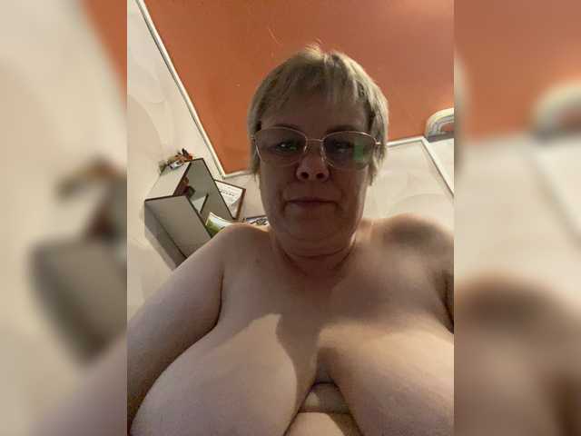 Sexi45 live webcam show