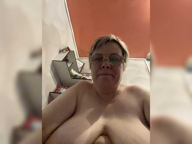 Sexi45 live cam on BongaCams