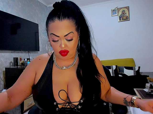 brendaxxx1 live cam on BongaCams