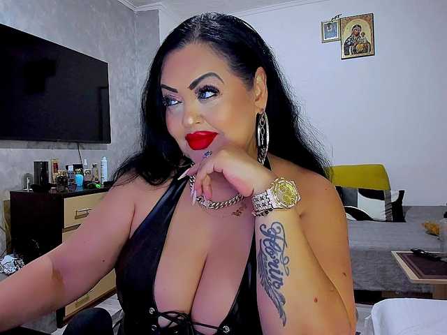 brendaxxx1 live cam on BongaCams