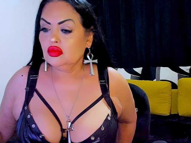 brendaxxx1 live sex