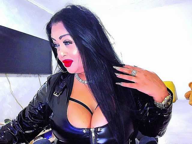 brendaxxx1 live cam on BongaCams