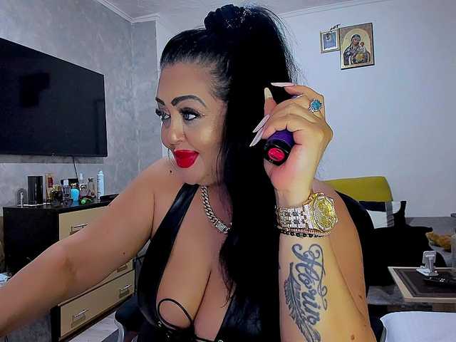 brendaxxx1 Live Cam on BongaCams