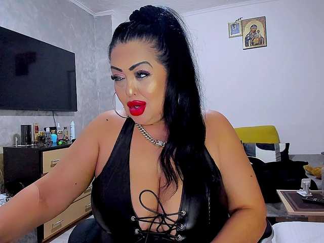 brendaxxx1 live cam on BongaCams