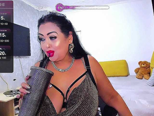 brendaxxx1 live cam on BongaCams