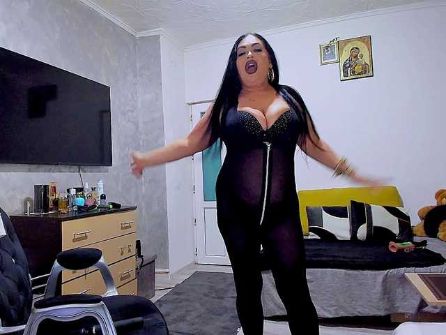 brendaxxx1 live cam on BongaCams