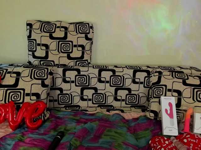 VeronikaNew's BongaCams show and profile