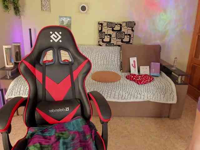 VeronikaNew webcam
