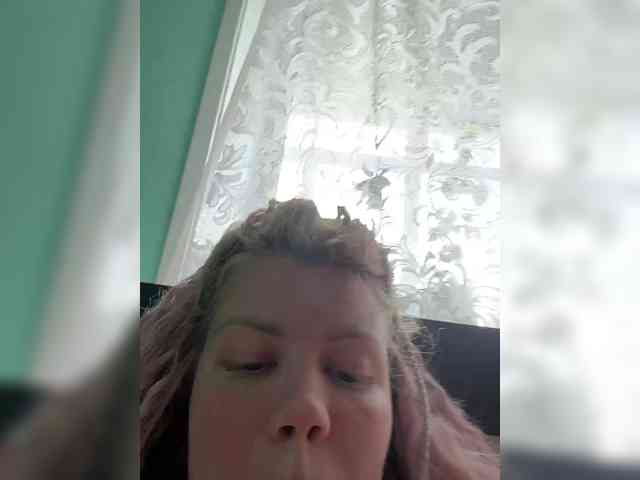 LoveMarin webcam