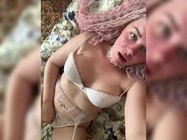 LoveMarin webcam