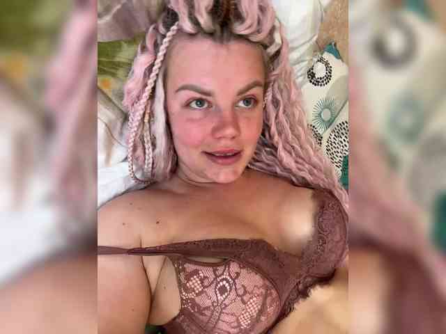 LoveMarin webcam