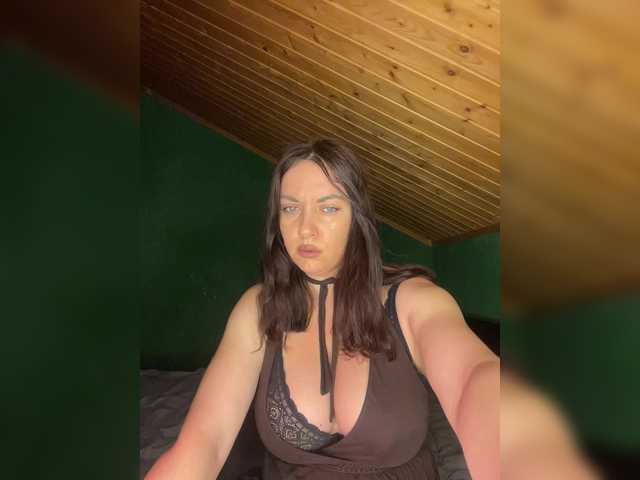 Vishenkakiss live cam preview