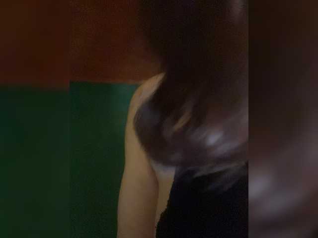Vishenkakiss live cam on BongaCams