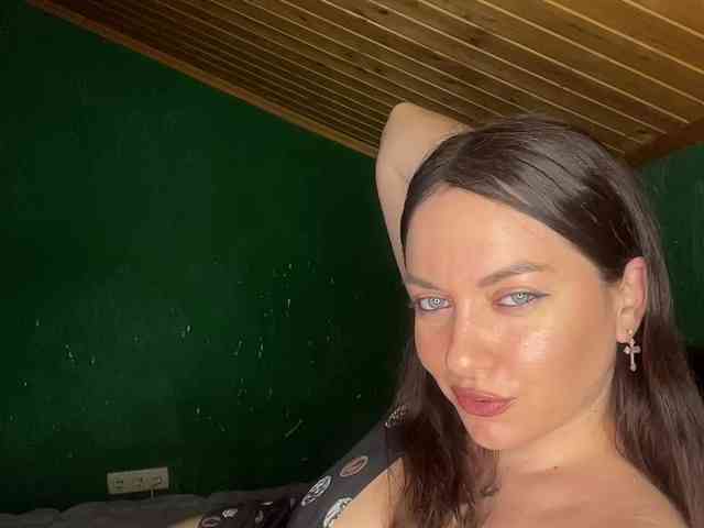 Vishenkakiss Live Webcam on BongaCams