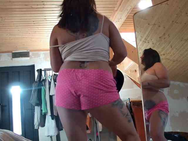 curvyana