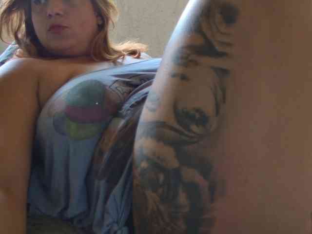 curvyana webcam