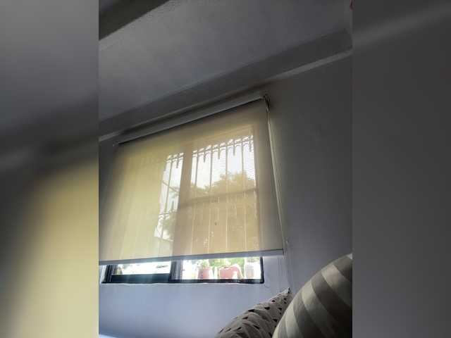 SallyeLeins live cam