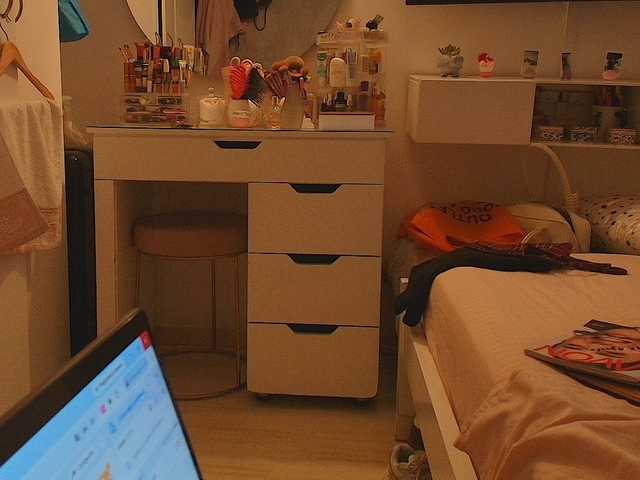 SallyeLeins live webcam show