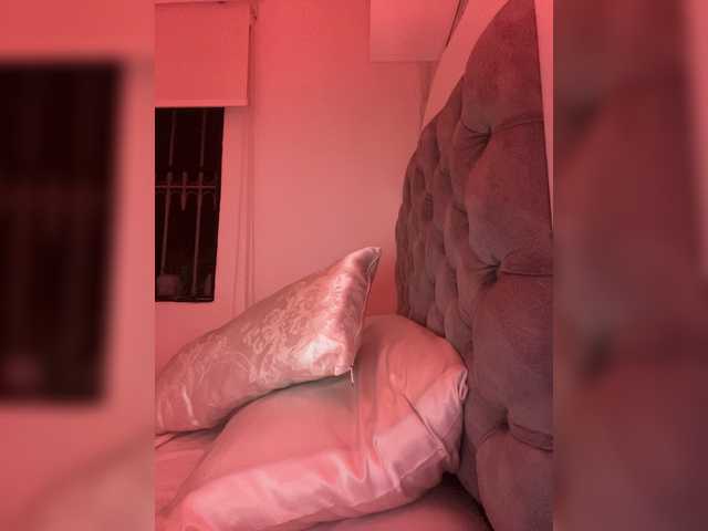 SallyeLeins live cam on BongaCams