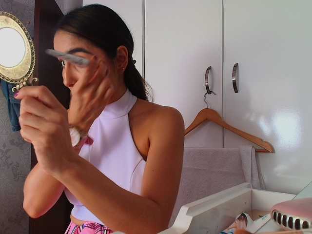 SallyeLeins live webcam show