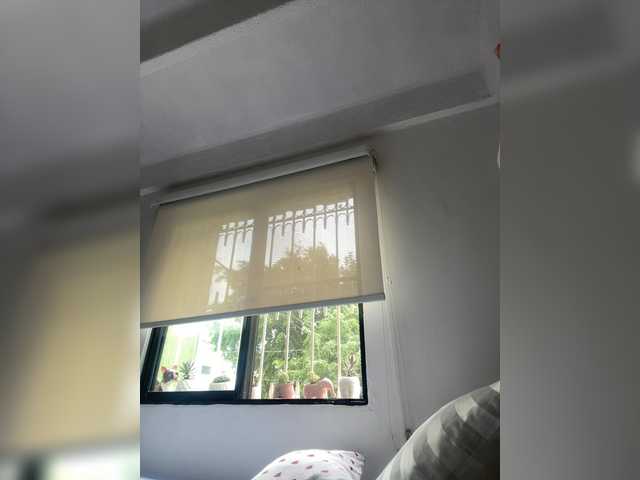  SallyeLeins chat room