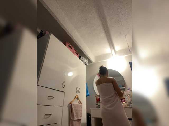 SallyeLeins live cam on BongaCams