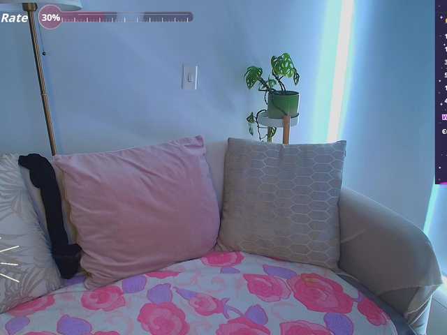 SallyeLeins live cam preview