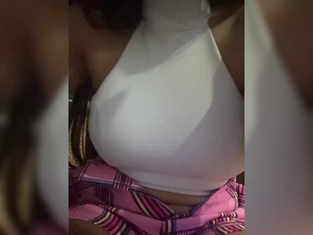 SallyeLeins live webcam show