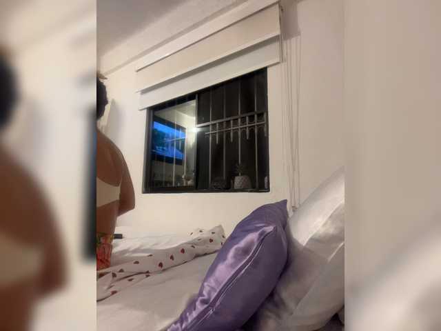 SallyeLeins live cam on BongaCams